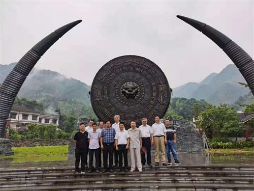 微信图片_20020101071116.jpg